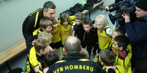 Victory-Trikotaktion: Hombergs F-Jugend live im TV