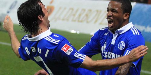 Schalke: Vertragsangebot für Farfan bis 2015