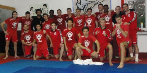 Knallhart: Kampfsport-Training für RWO