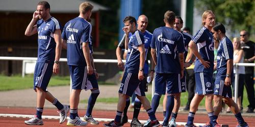 Schalke 04: 27 Spieler beim Trainingsstart