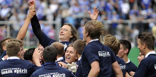 Schalke: Meistertrainer bleibt bis 2015