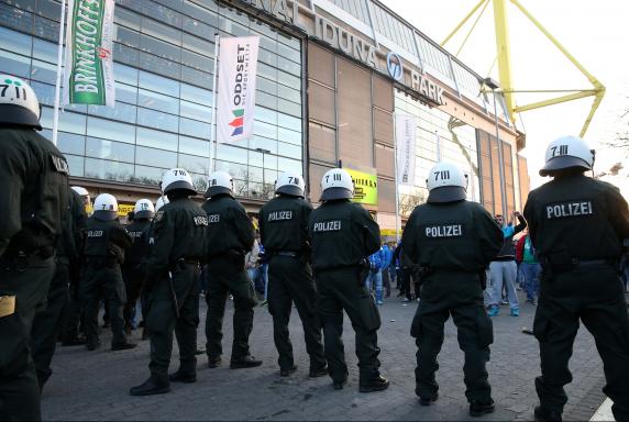 Revierderby: Polizei lobt die Fans und sich selbst