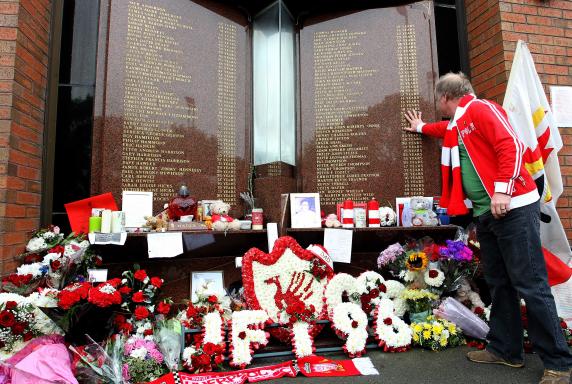 25 Jahre Hillsborough: Liverpool gedenkt der "96"