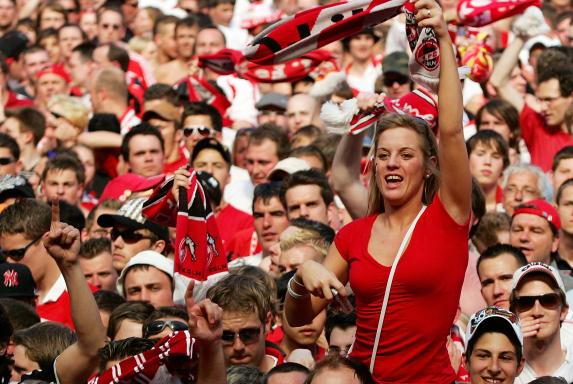 1. FC Köln: Bei Aufstieg kein geregelter Platzsturm
