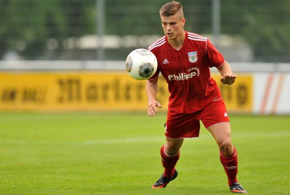 VfB Hüls: Linksverteidiger bleibt bis 2017