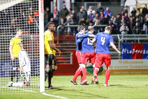 Viktoria - KFC 4:1: Erster Treffer bei klarer Niederlage
