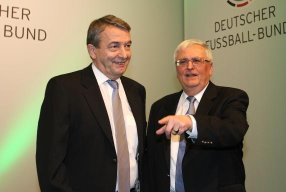 DFB-Generalsekretär Wolfgang Niersbach, DFB-Präsident Theo Zwanziger, DFB-Generalsekretär Wolfgang Niersbach, DFB-Präsident Theo Zwanziger