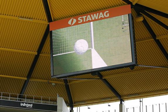 DFL: Bundesliga bereit für mögliche Videobeweis-Tests