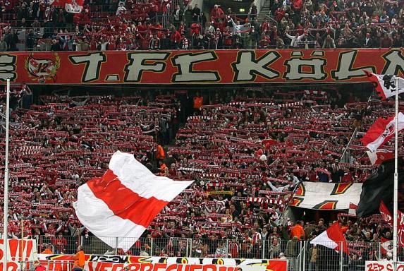 Karnevalssamstag: Kölner Ultras boykottieren Leipzig-Spiel