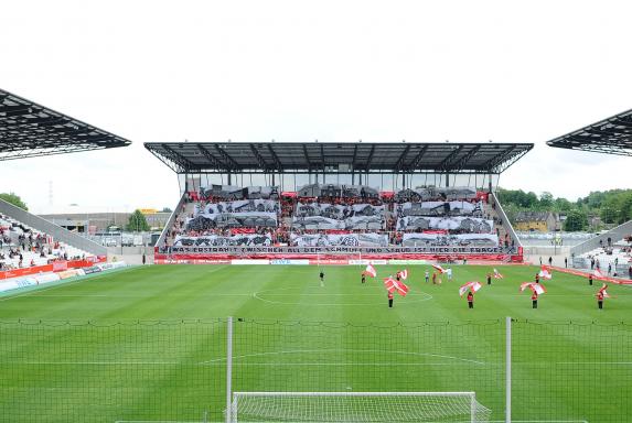 Fans, Rot-Weiss Essen, RWE, Stadion Essen, Saison 2013/14, Fans, Rot-Weiss Essen, RWE, Stadion Essen, Saison 2013/14