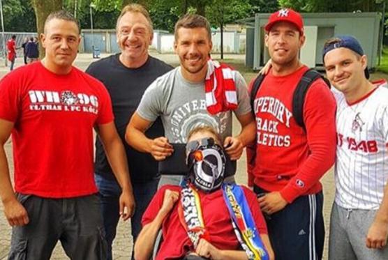 Köln: Podolski trauert um verstorbenes Wilde-Horde-Mitglied