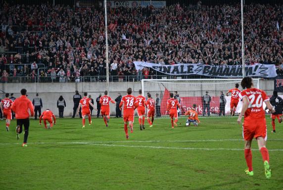 RWE im Finale: Essen dreht irren Pokalfight in Wuppertal