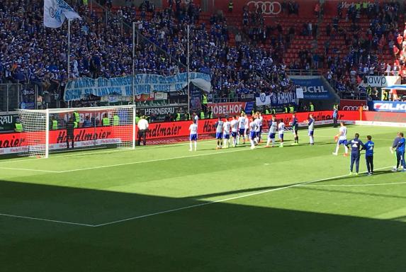 Frust in der Kurve: Schalke-Fans verhöhnen die Mannschaft