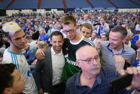 Mitgliederversammlung: Schalke blickt kämpferisch nach vorne