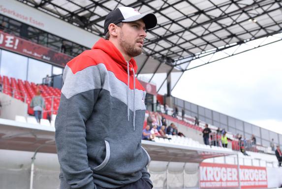 Köln II: Helmes kritisiert seine "Hobbymannschaft"