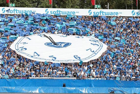 2. Liga: Darmstadt-Fans klauen Kieler Zaunfahnen