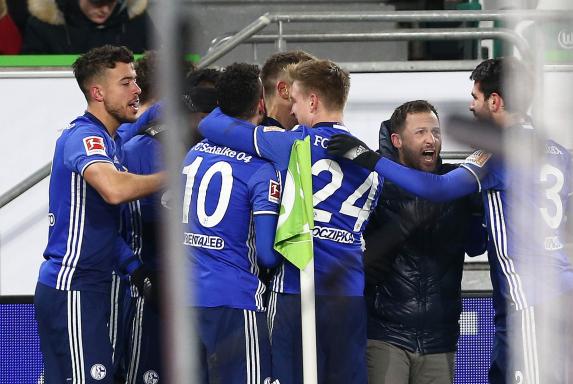 Schalke: Elfer-Held Fährmann rettet Sieg in Wolfsburg