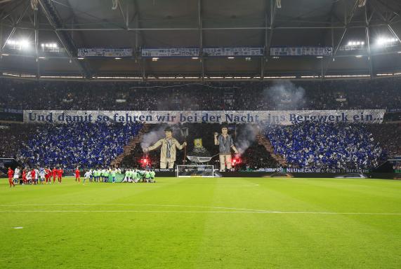 Schalke: Fans begeistern vor Pokalspiel mit Bergbau-Choreo