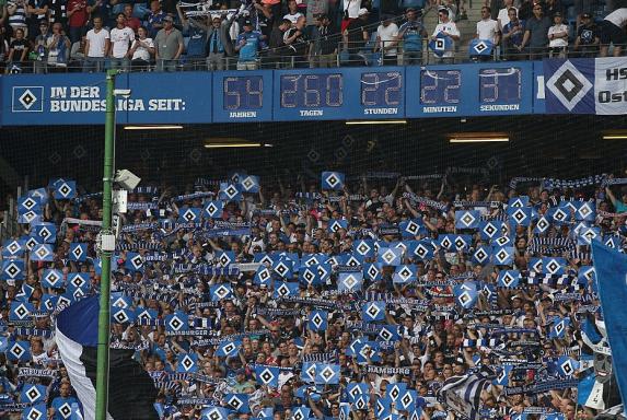 Neue Zeitrechnung in Hamburg: Legendäre HSV-Uhr tickt weiter
