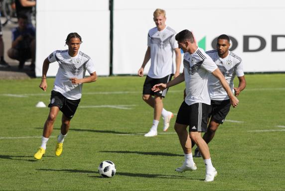 DFB: Das Team steckt vor der WM im Generationskonflikt