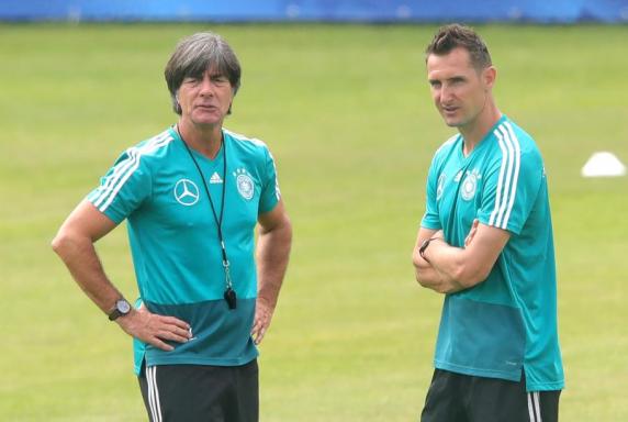 Joachim Löw (l.) und Miroslav Klose