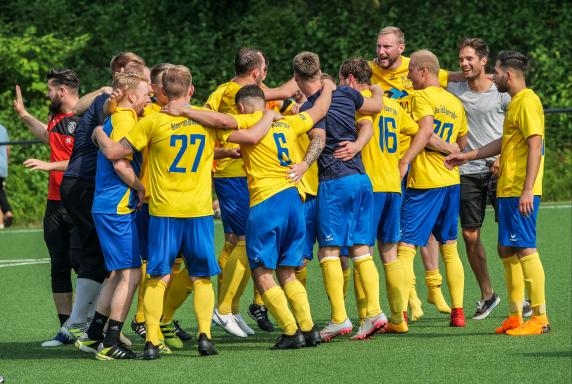 Relegation: Krimi-Sieg! Überruhr marschiert in die Landesliga