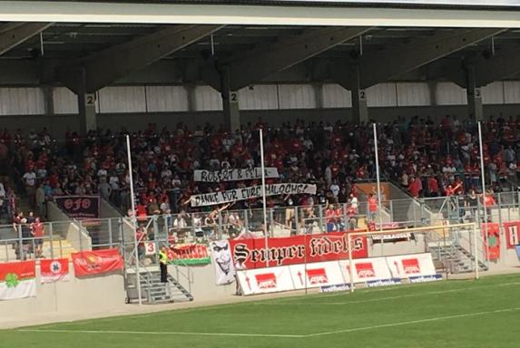 RWO-Fans: Banner und Gesänge für drei Spieler