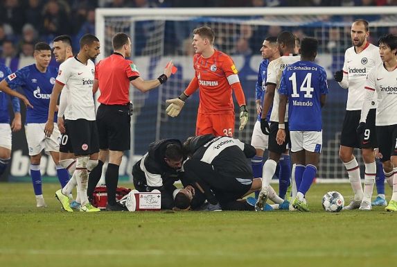 Mijat Gacinovic macht Schalke-Torwart Alexander Nübel nach dessen schlimmen Foul keine Vorwürfe (