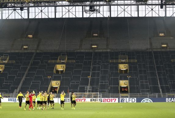 So könnte es auch am Samstag in Dortmund aussehen: Das Derby zwischen dem BVB und Schalke wird möglicherweise ohne Zuschauer stattfinden.