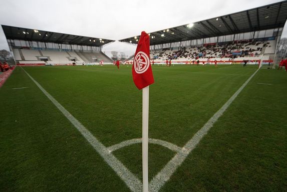 Das Niederrheinpokal-Halbfinale könnte auch im Stadion Essen ausgetragen werden.