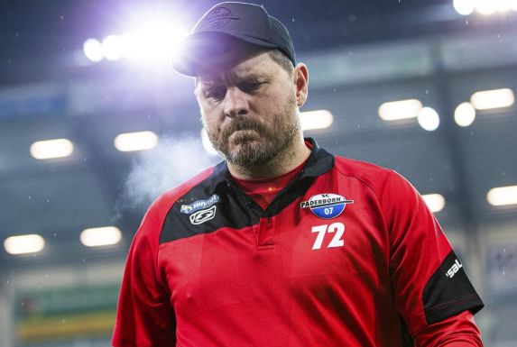 Der Corona-Verdacht bei Paderborns Trainer Steffen Baumgart hat sich nicht bestätigt.