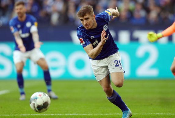 Everton-Leihgabe Jonjoe Kenny für Schalke in Aktion -