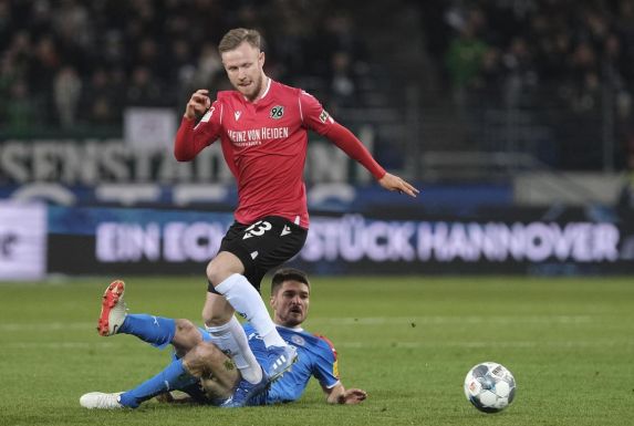 Schalke-Leihgabe Cedric Teuchert zeigte sich bei Hannover 96 zuletzt formstark.