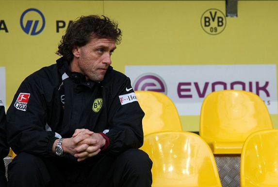 April 2008: Der damalige BVB-Trainer Thomas Doll nach dem 1:3 gegen Hannover 96.