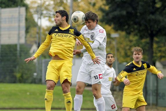 Turgul Aydin (gelbes Trikot) will mit dem SV Sodingen unbedingt die Westfalenliga halten.