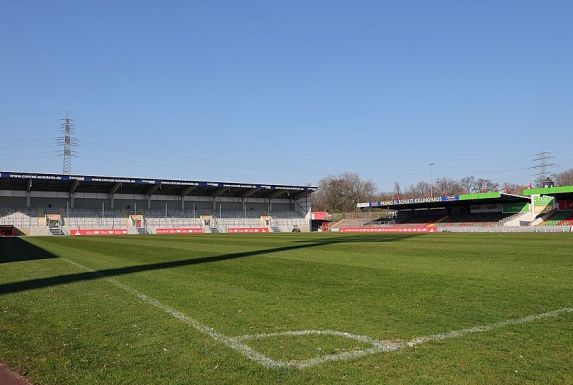 Über 3000 Geistertickets hat der Regionalligist  Rot-Weiß Oberhausen schon verkauft. Das Stadion Niederrhein bleibt erstmal noch leer (