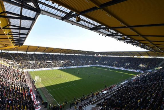 2015 wurde der Zuschauerrekord in der Regionalliga beim Spiel Alemannia Aachen - RWE aufgestellt (