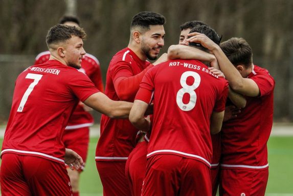 Bei einem Saison-Abbruch dürfte sich die U19 von Rot-Weiss Essen über den Aufstieg in die Bundesliga freuen.