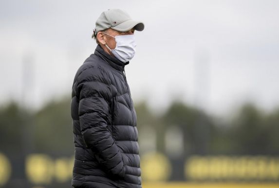 BVB-Geschäftsführer Hans-Joachim Watzke mit Gesichtsmaske.