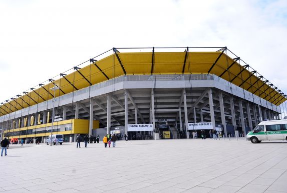 Der Aachener Tivoli ist das größte Stadion aller fünf Regionalliga-Staffeln.