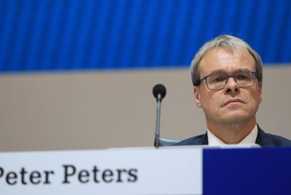 Peter Peters wird den FC Schalke 04 am Saisonende verlassen.