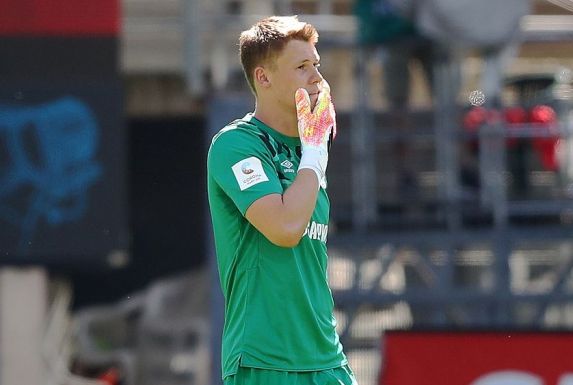 Alexander Nübel hat bis 2025 beim FC Bayern München unterschrieben (