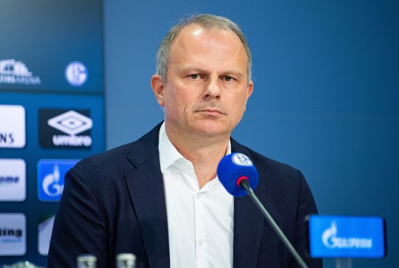 Schalke-Sportvorstand Jochen Schneider hat einen Sparkurs angekündigt.