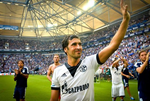 Raul bei seinem Abschiedsspiel auf Schalke.