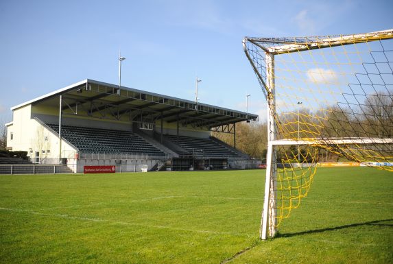 Das PCC-Stadion, die Heimat des VfB Homberg.