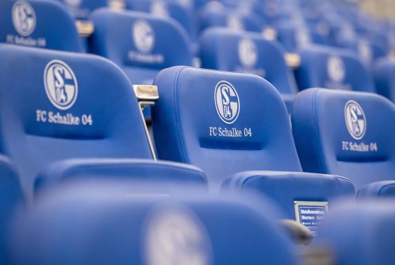 Der FC Schalke 04 bietet ehemaligen Fahrern eine Weiterbeschäftigung an.