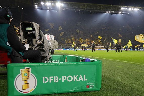 Das Pokalspiel zwischen dem MSV Duisburg und Borussia Dortmund wird von der ARD übertragen. (Symbolbild).