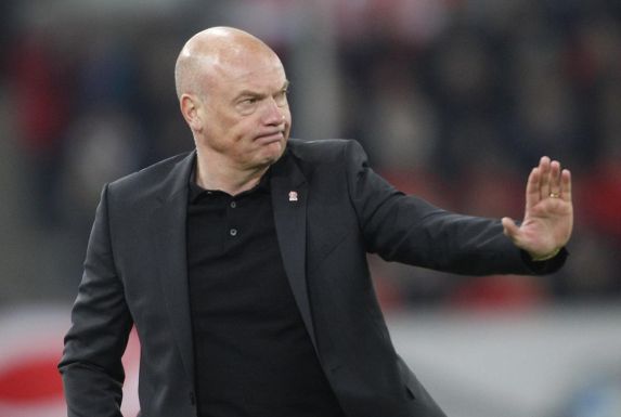 Fortuna-Trainer Uwe Rösler bekommt Zuwachs. Vom FC Augsburg kommt Kevin Danso leihweise.