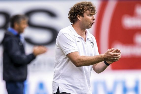 Dürfte nach dem Testspiel gegen Hannover zufrieden sein: Uerdingens Trainer Stefan Krämer. (