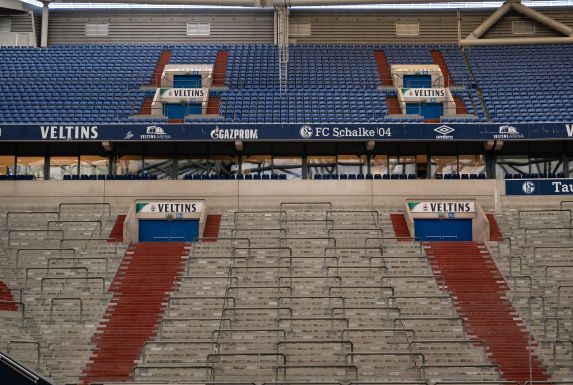 Weiterhin werden in der Schalker Veltins-Arena zunächst Geisterspiele stattfinden.